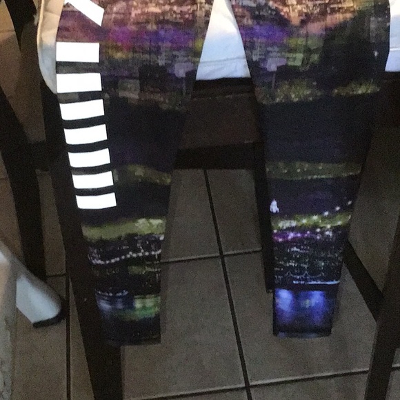 VICTORIA’S SECRET LIMITED EDITION VSX SPORT TIGHT - Picture 9 of 11